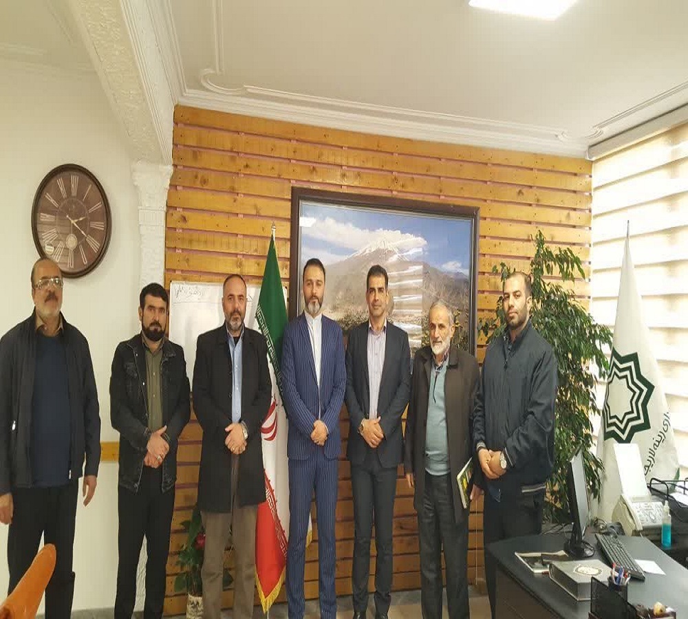 جلسه بخشدار و رئیس شورای بخش لاریجان در رینه